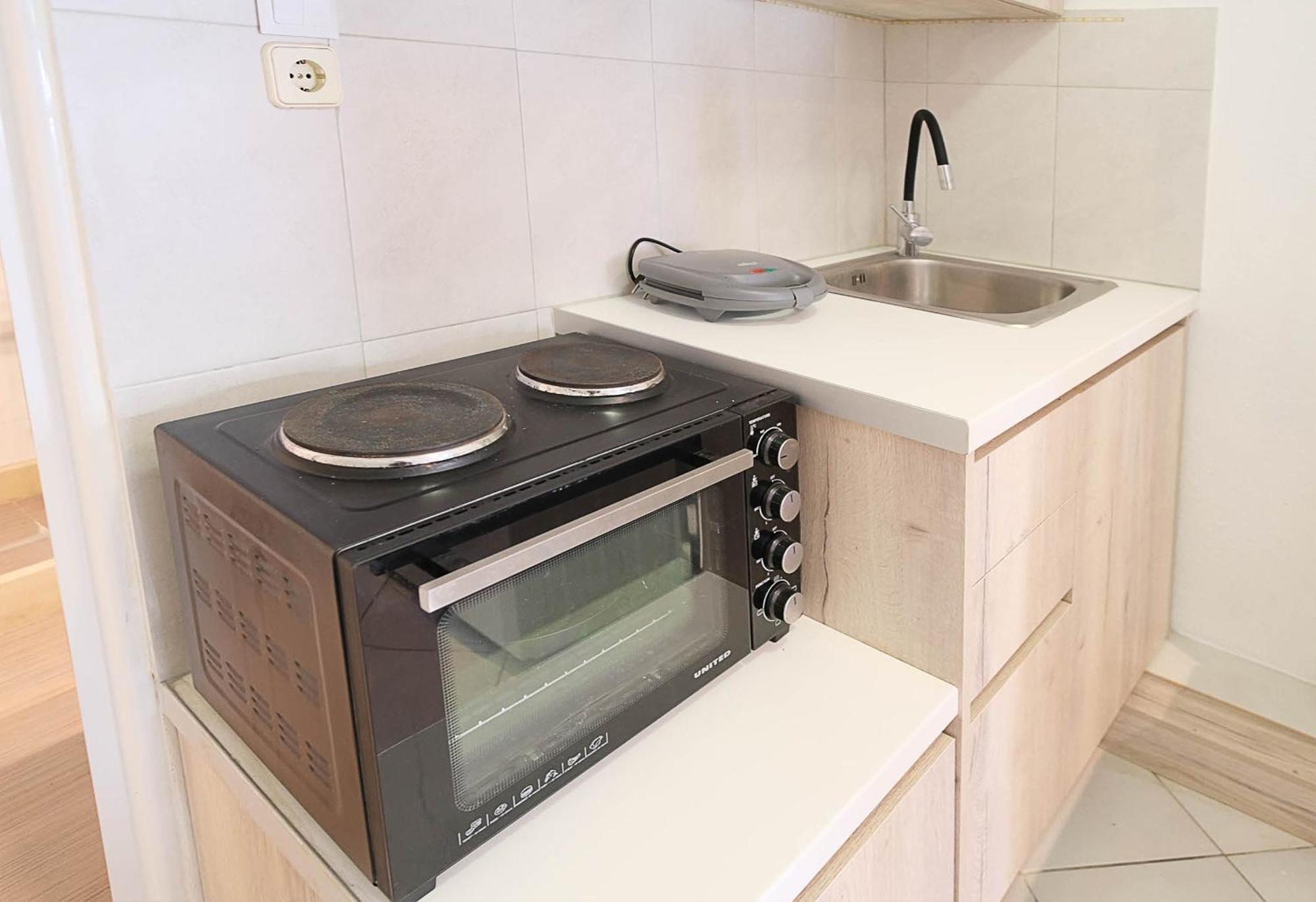 Prime Location, Near Lions Square Apartamento